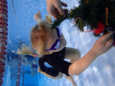 Galeria zdjęć Pływanie- ubieranie choinki 2020 